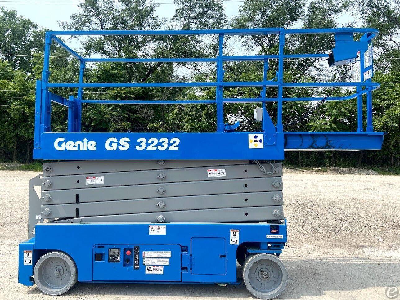 2013 Genie GS3232 Electric Scissor ...