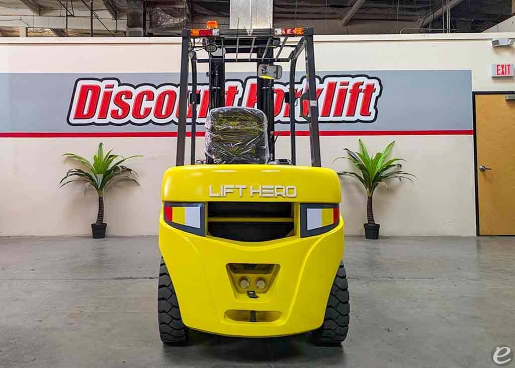 2024 Lift Hero CPD30