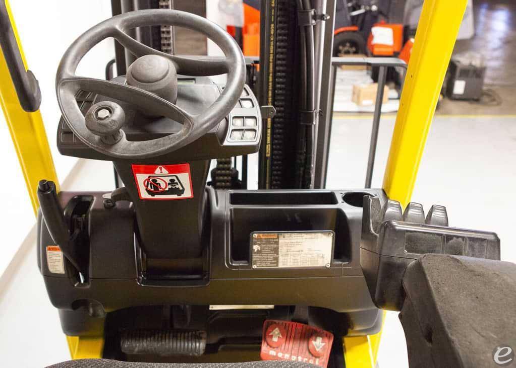 2019 Hyster S30FT