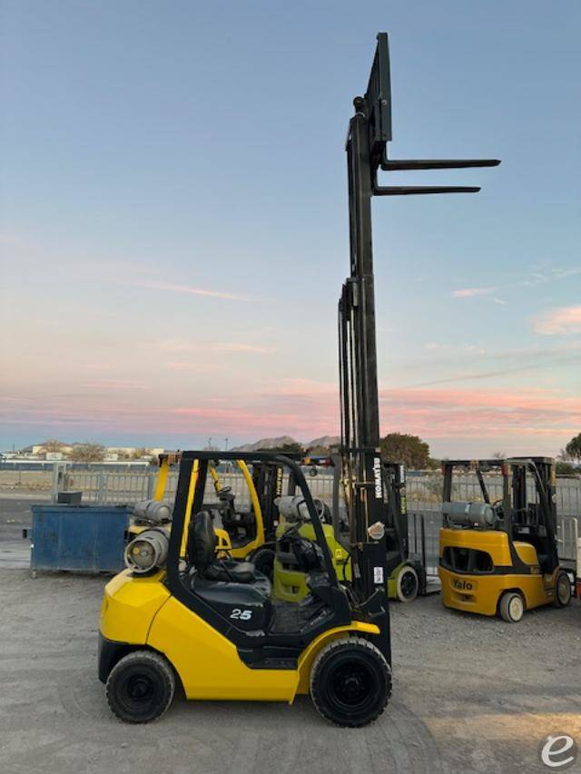 2012 Komatsu FG25T-16 LP Gas Forkli...