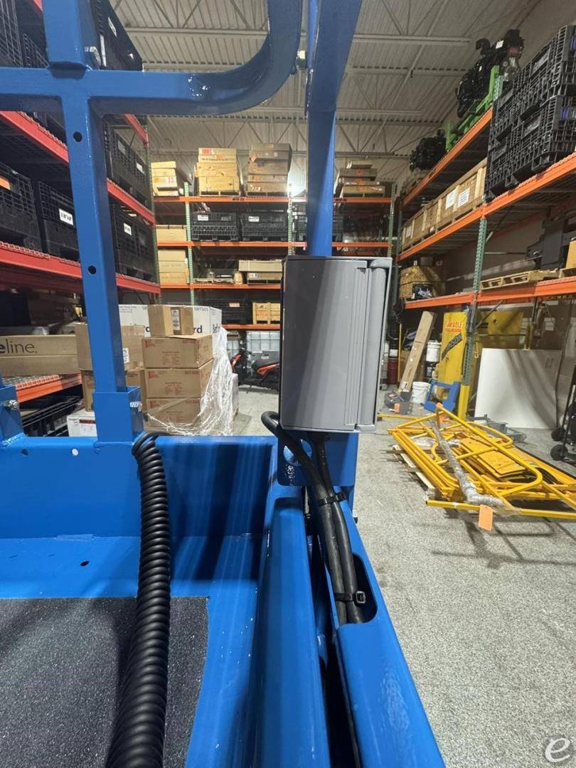 2012 Genie GS3232