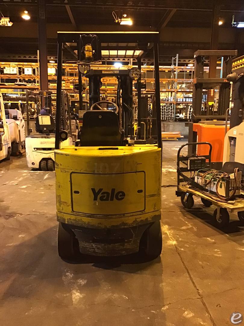 1999 Yale ERC040RGN36TE082