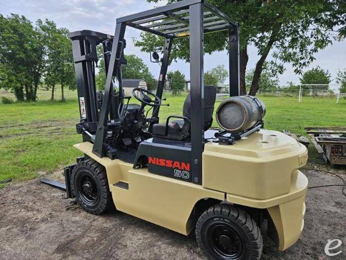 2002 Nissan                                             PJ02A25VPV LP Gas Forklift - 123Forklift
