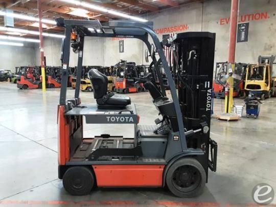 2017 Toyota 8FBCHU25 Electric Forkl...