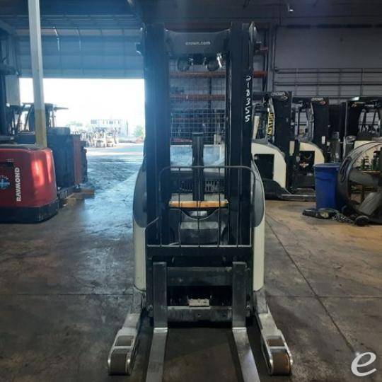 2019 Crown RR5725-45