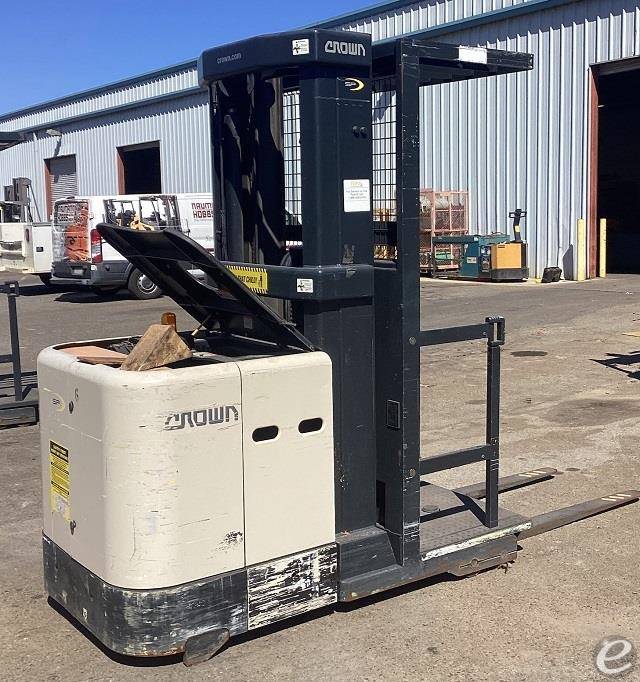 2008 Crown SP3505-30