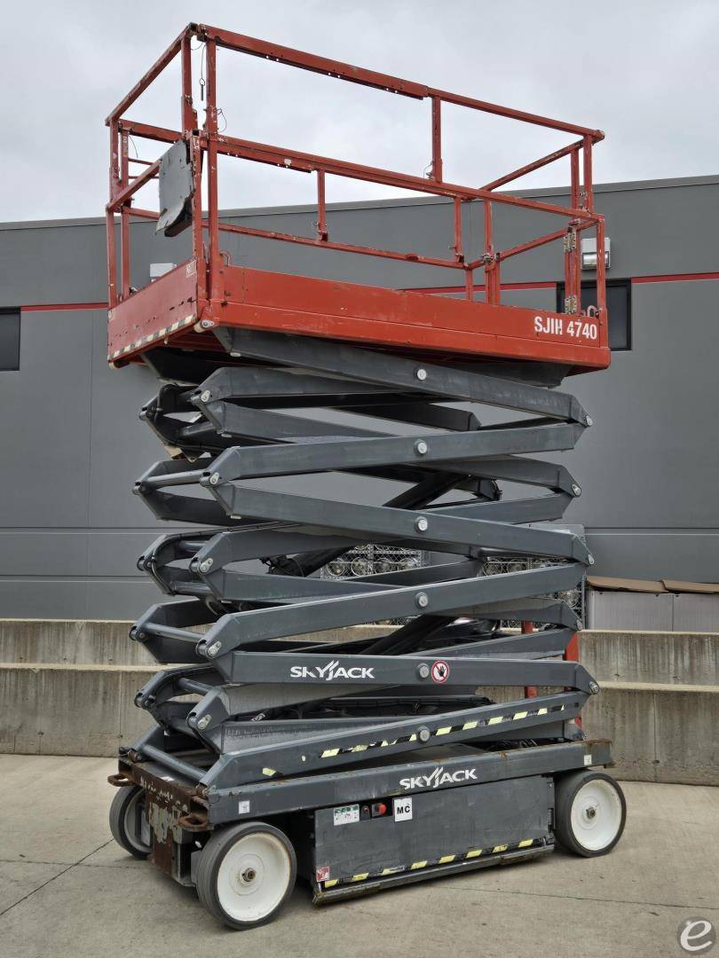 2017 Skyjack SJIII4740