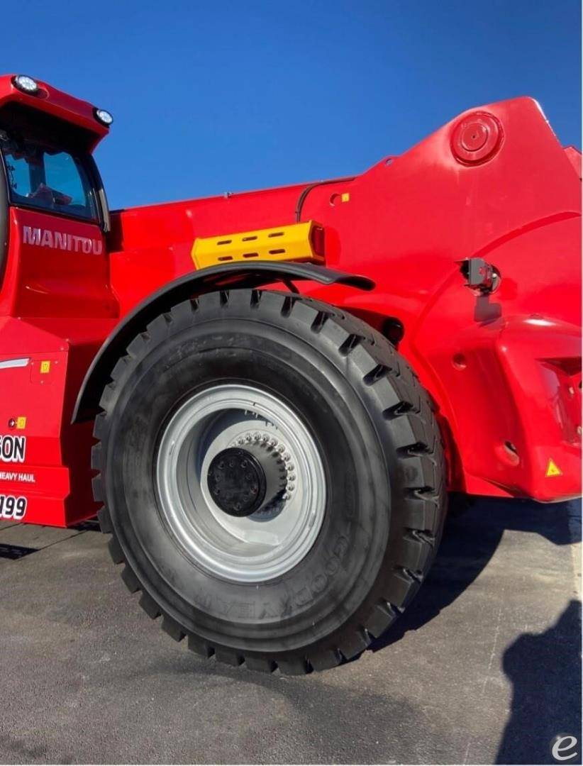 2023 Manitou MHT12330