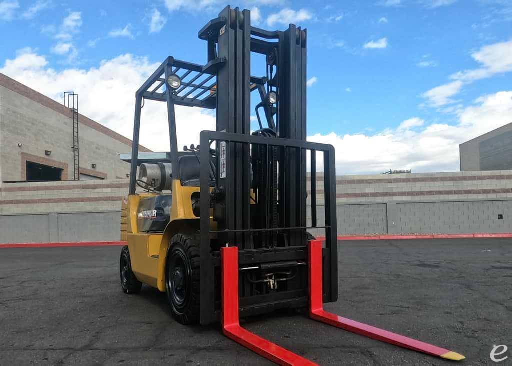 1998 Cat                                       GP25 Gasoline Forklift - 123Forklift