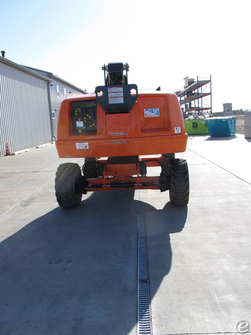 2014 JLG 400S