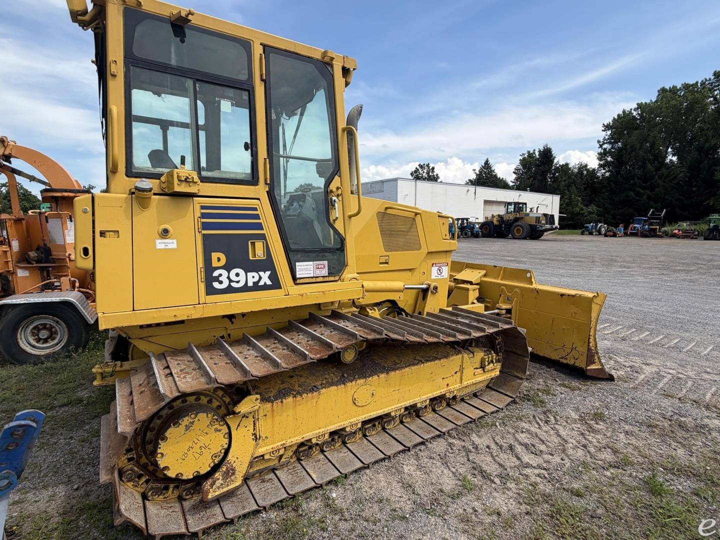 2004 Komatsu D39PX-21