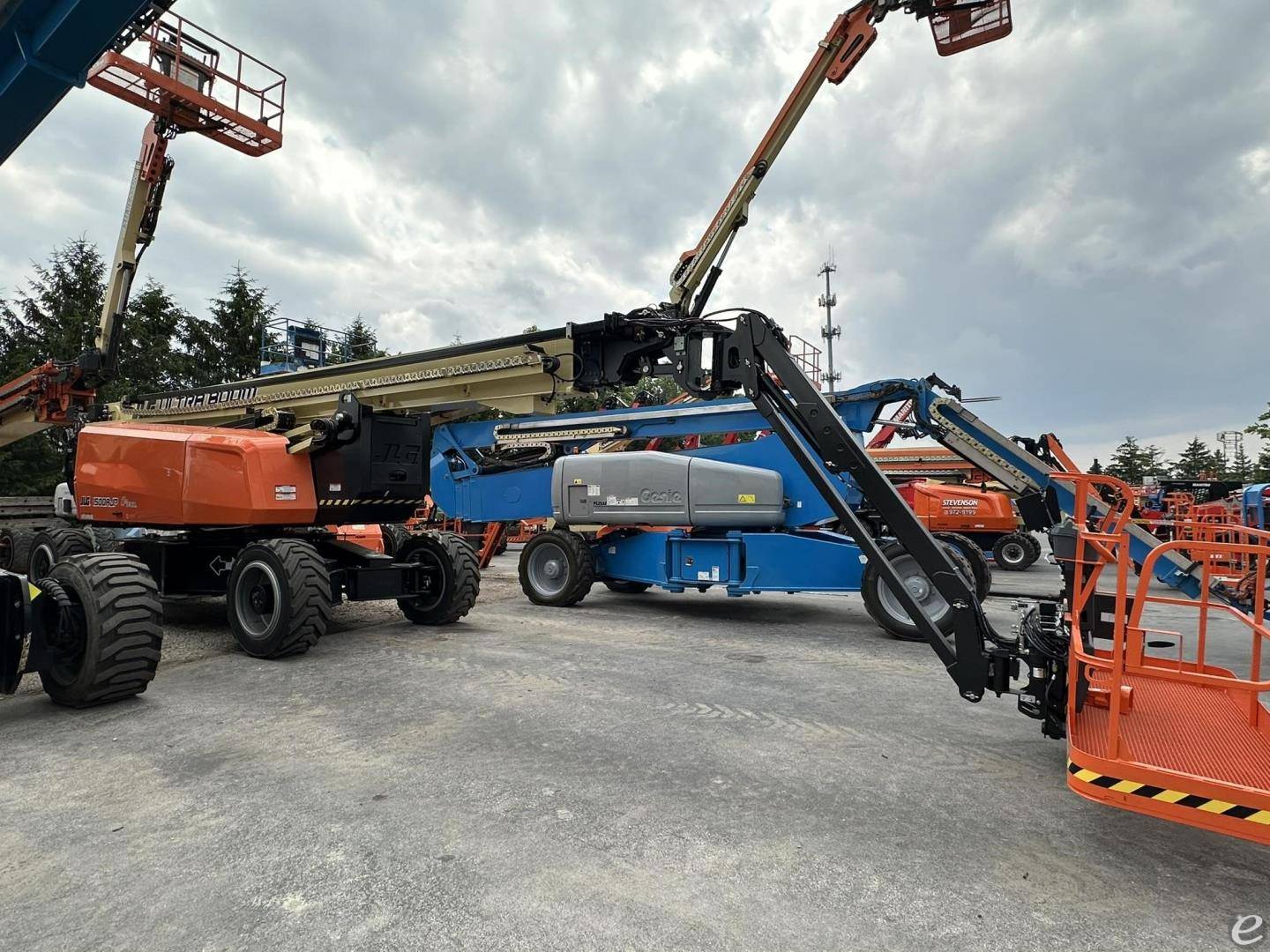 2025 JLG 1500AJP