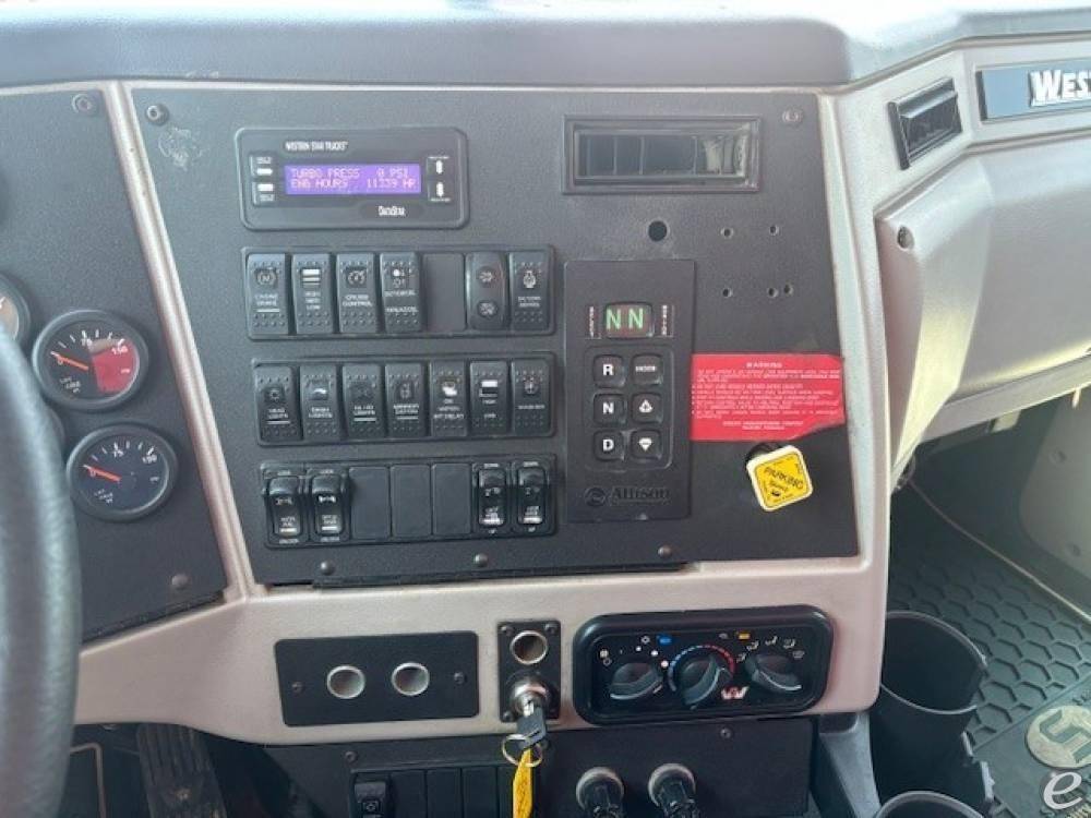 2020 Western Star 4900
