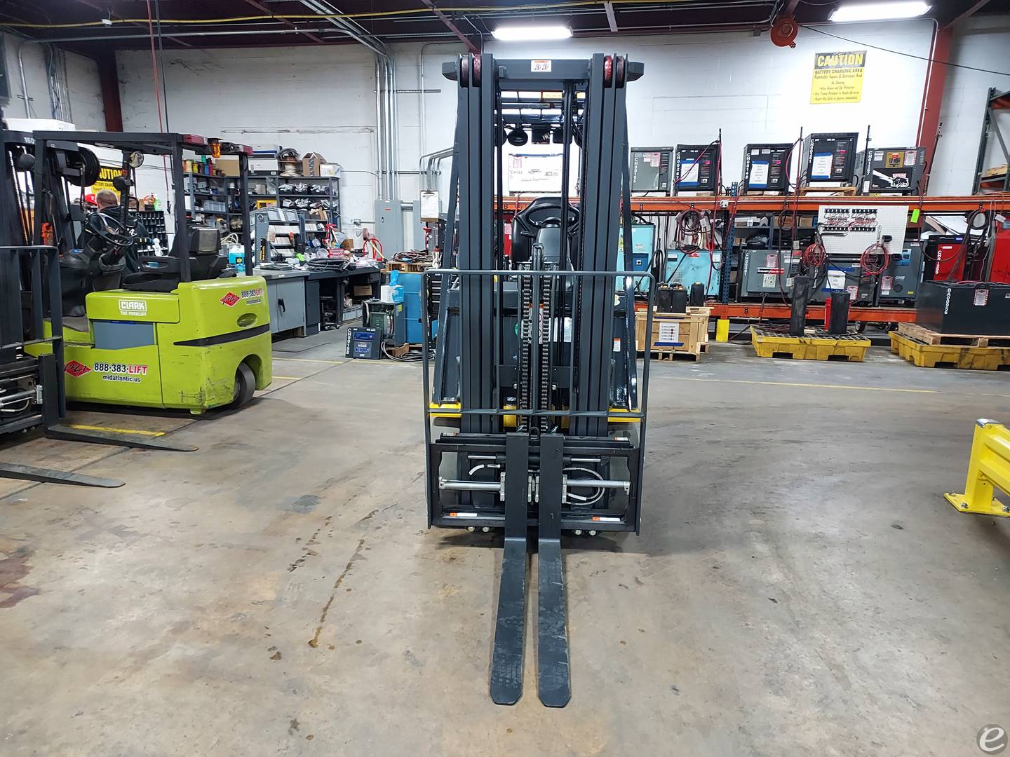 2023 Komatsu FB25SHU-6 Electric Forklift - 123Forklift