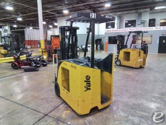 2015 Yale ESC030 Electric Forklift - 123Forklift