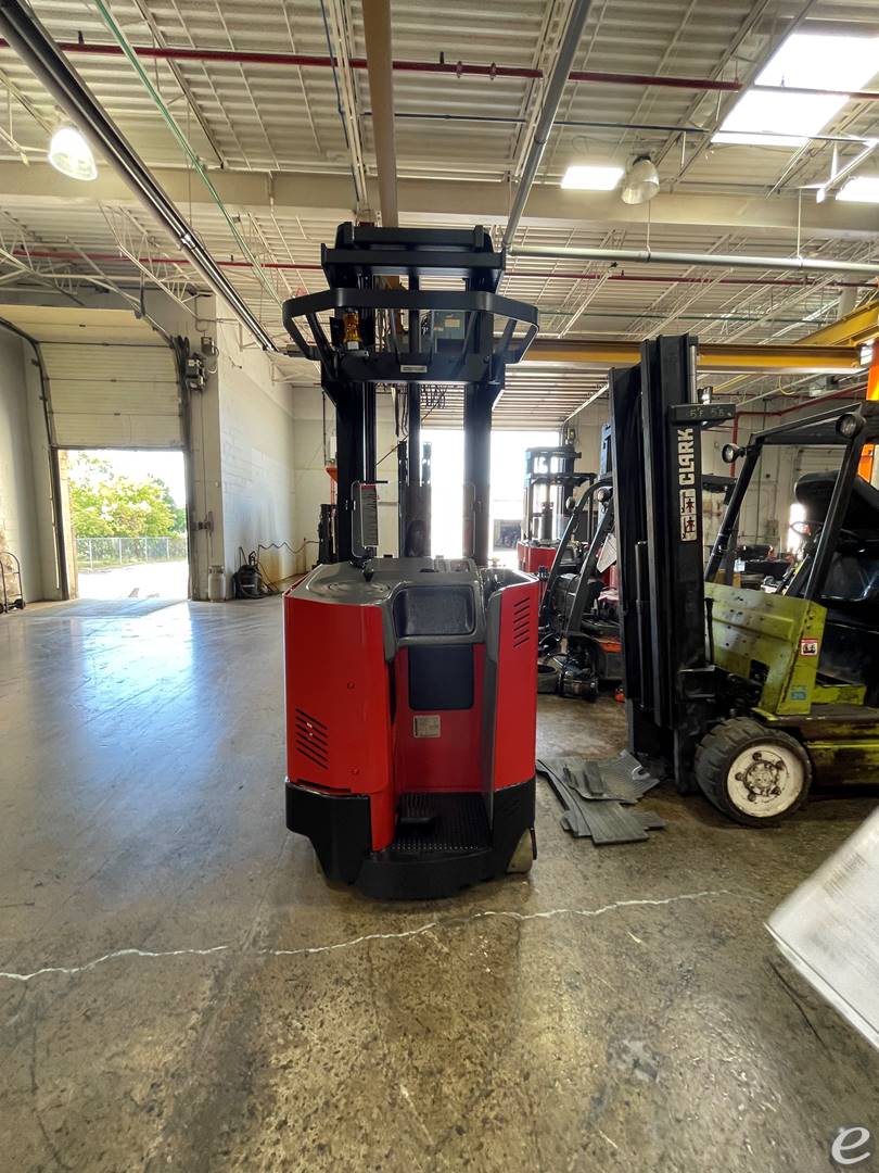  Raymond EASI-DR25TT Electric Reach Truck - 123Forklift