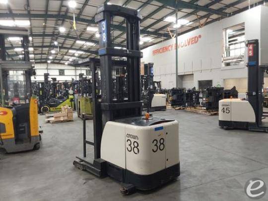 2018 Crown SP4050-30