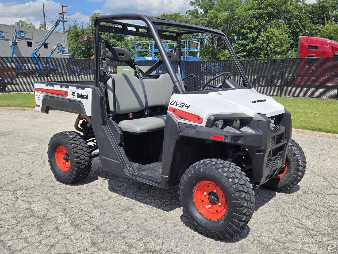 2022 Bobcat UV34