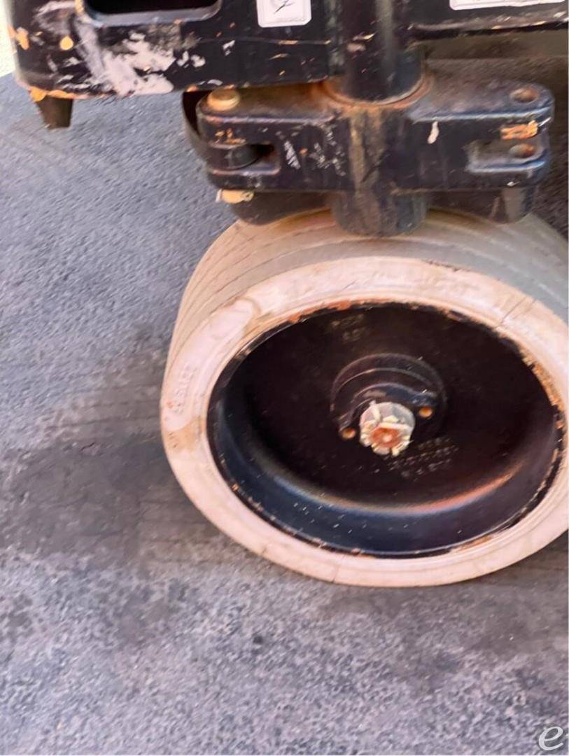 2021 JLG R4045