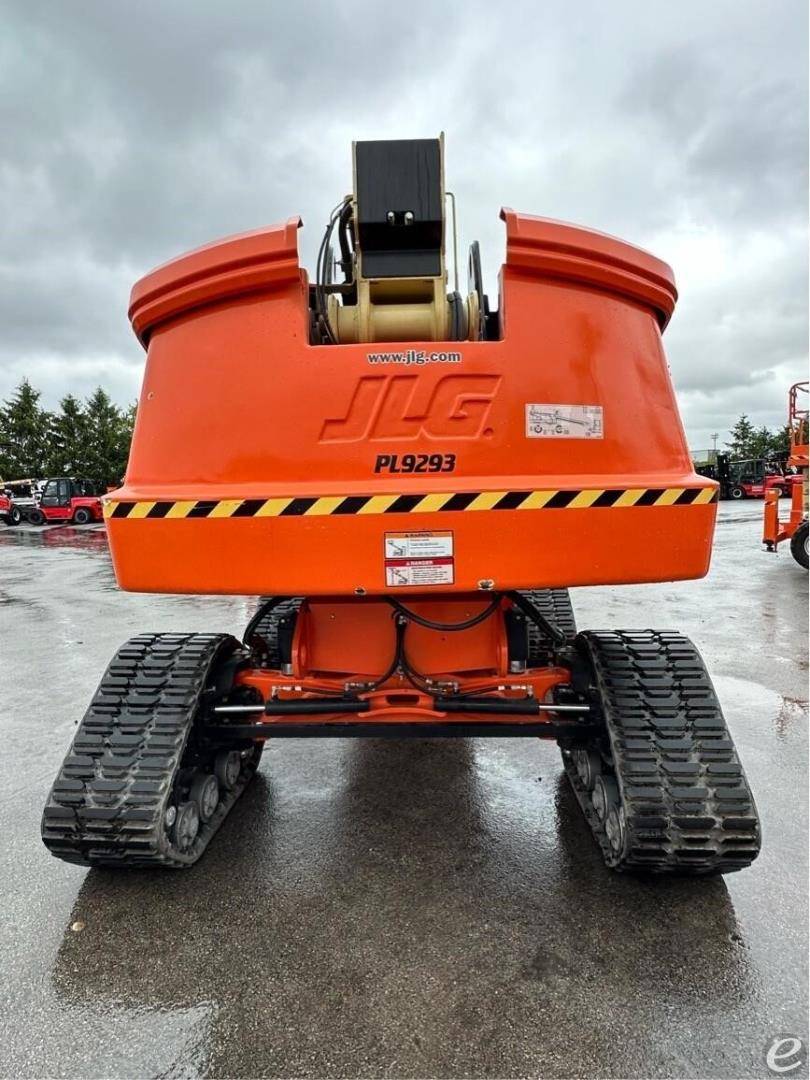 2022 JLG 600S