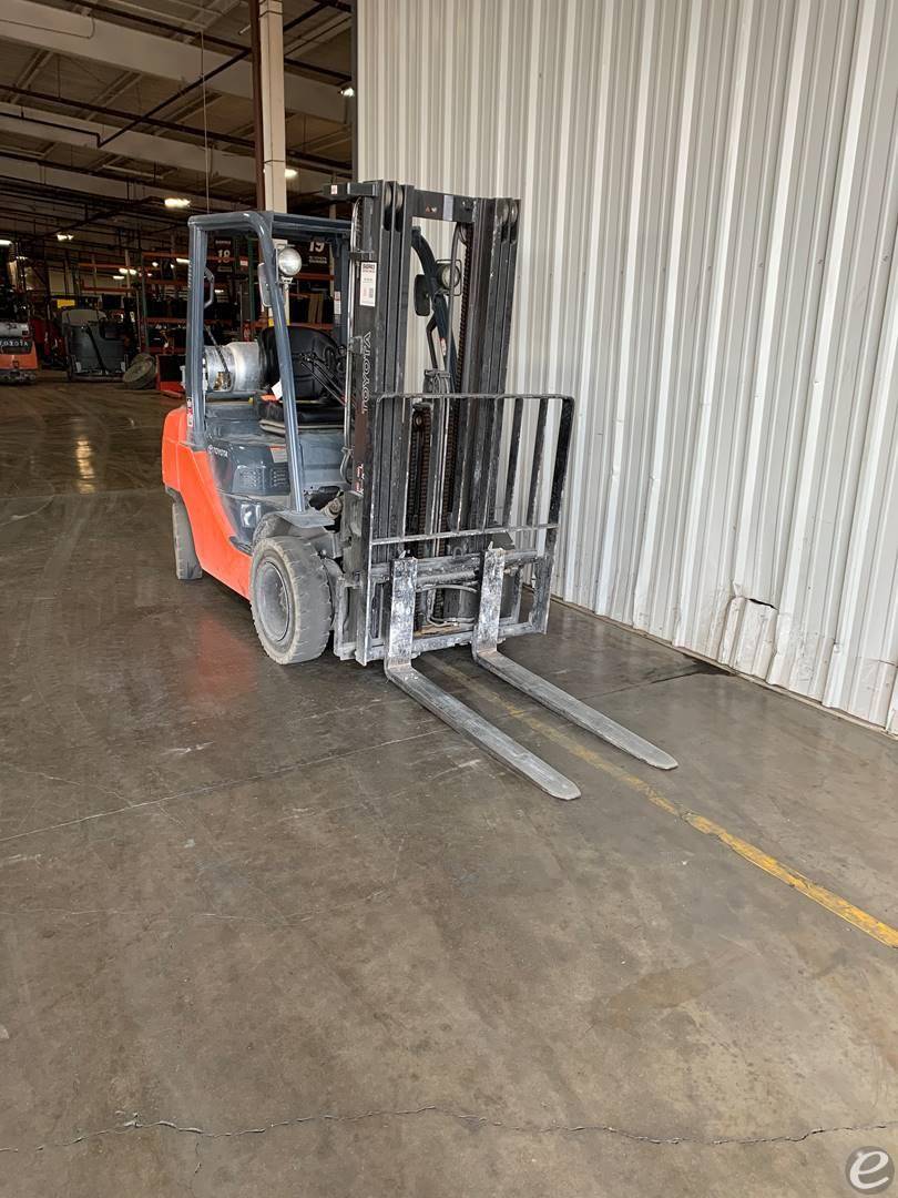 2015 Toyota 8FGU25 LP Gas Forklift - 123Forklift