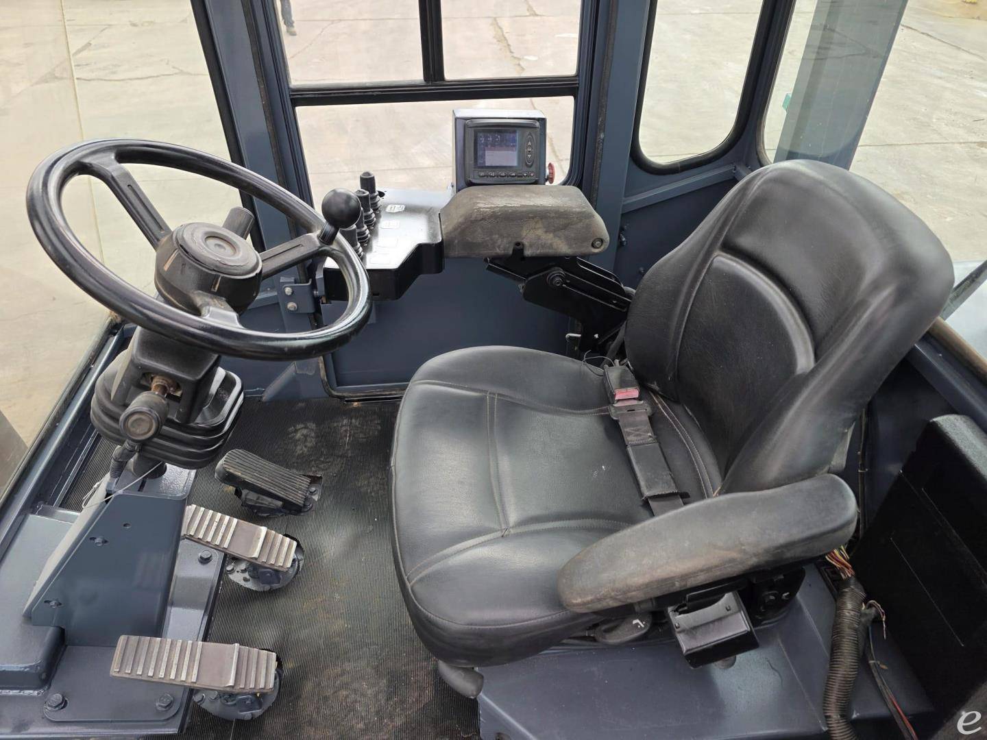 2012 Hoist Liftruck P360