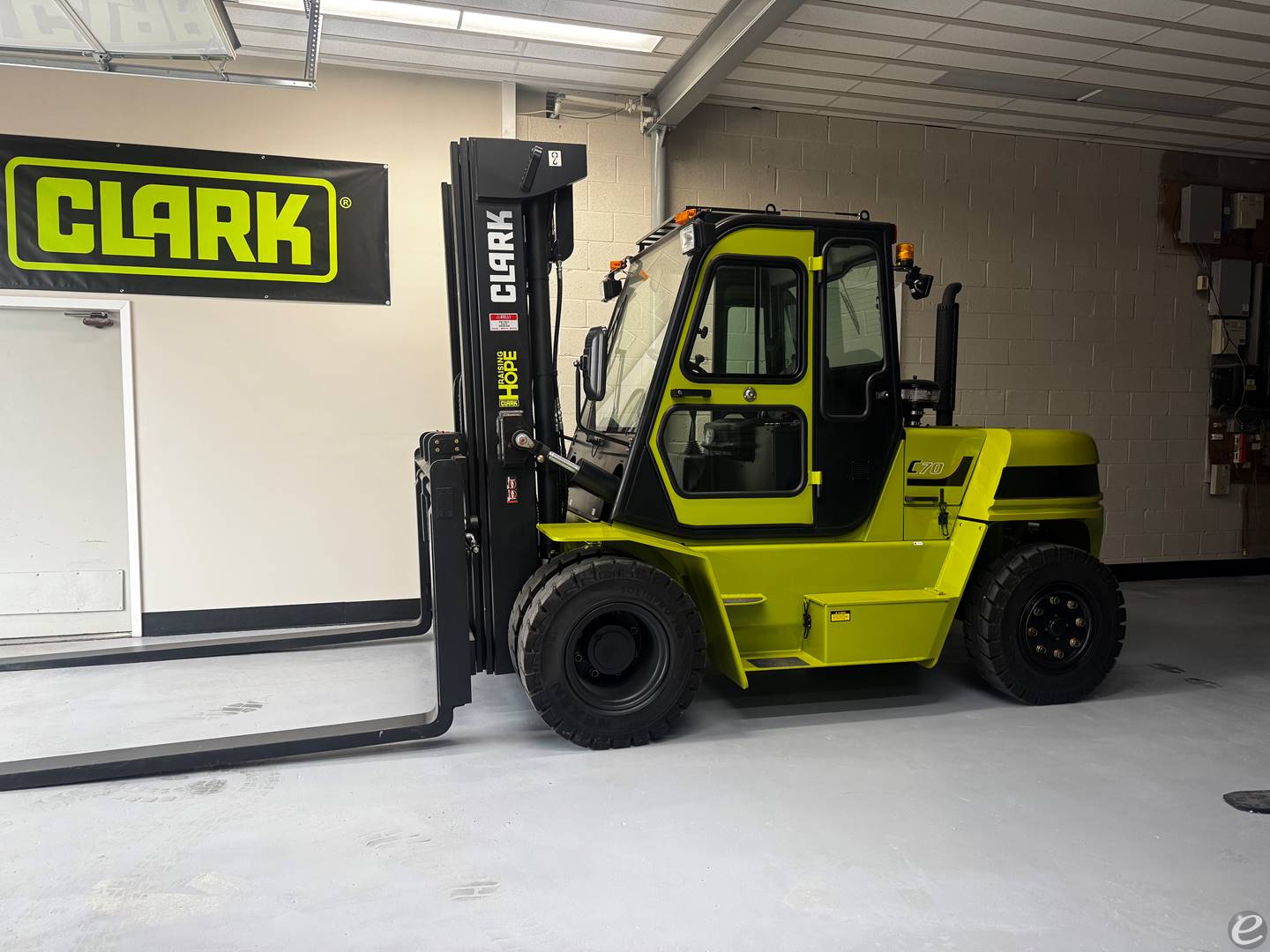 2025 Clark C70D