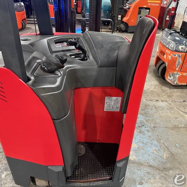 2022 Raymond 425-C40TT