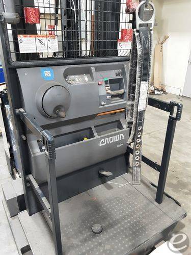 2011 Crown SP3520-30