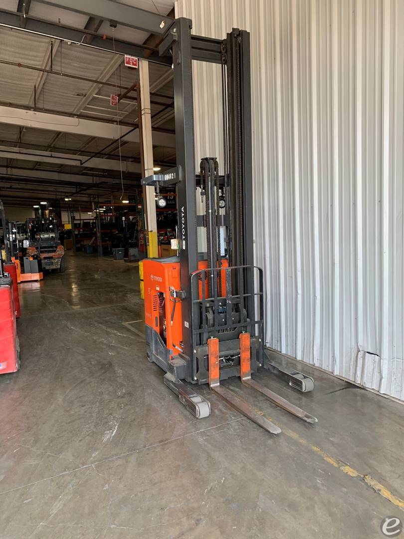 2018 Toyota 9BRU23 Electric Reach Truck - 123Forklift