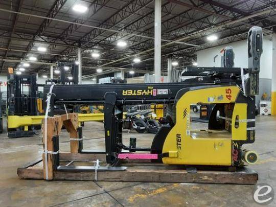2017 Hyster N45ZR2-21.5 Electric Reach Truck - 123Forklift