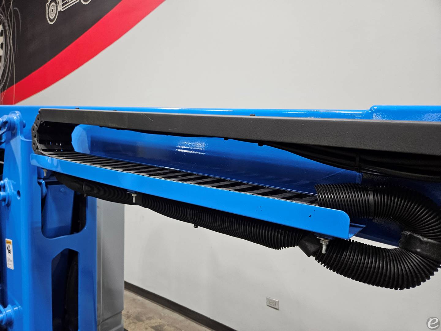 2014 Genie Z30/20NRJ