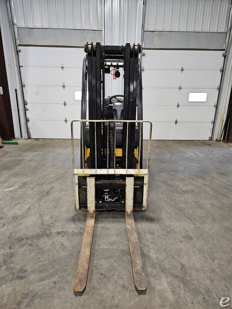 2019 Yale GC040SVX