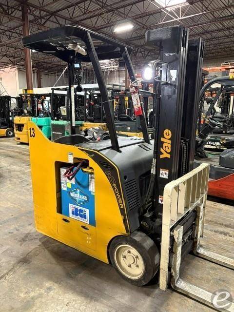 2019 Yale ESC040AD