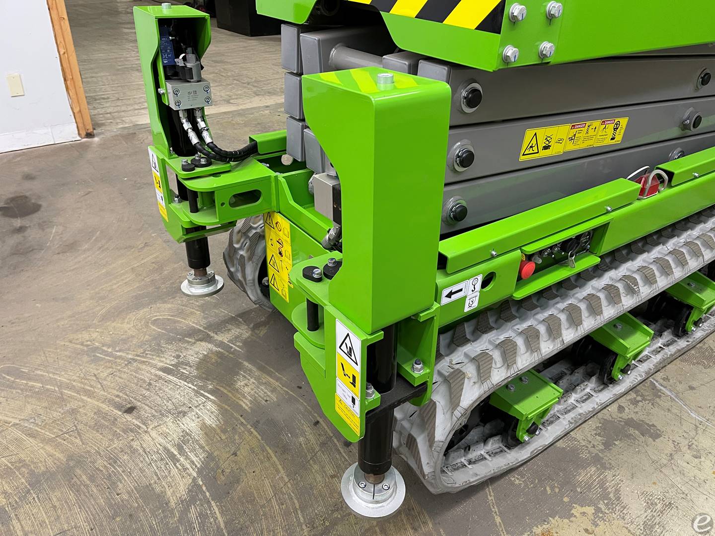 2024 Fronteq Frontier FS3820TL