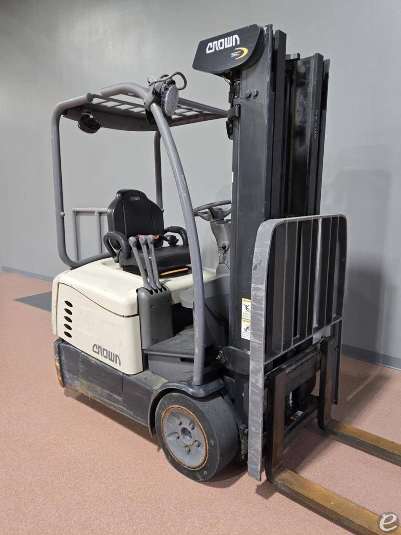 2020 Crown SC5215-30 Electric Forklift - 123Forklift