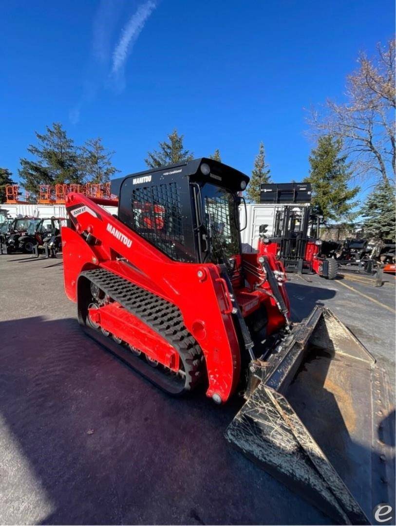 2022 Manitou 3200VT