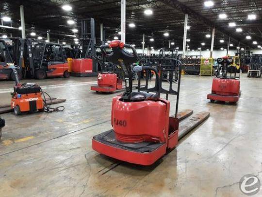 2010 Raymond 8400 Electric Forklift - 123Forklift