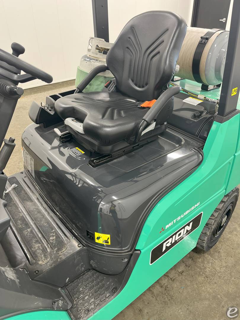 2024 Mitsubishi FG25N6