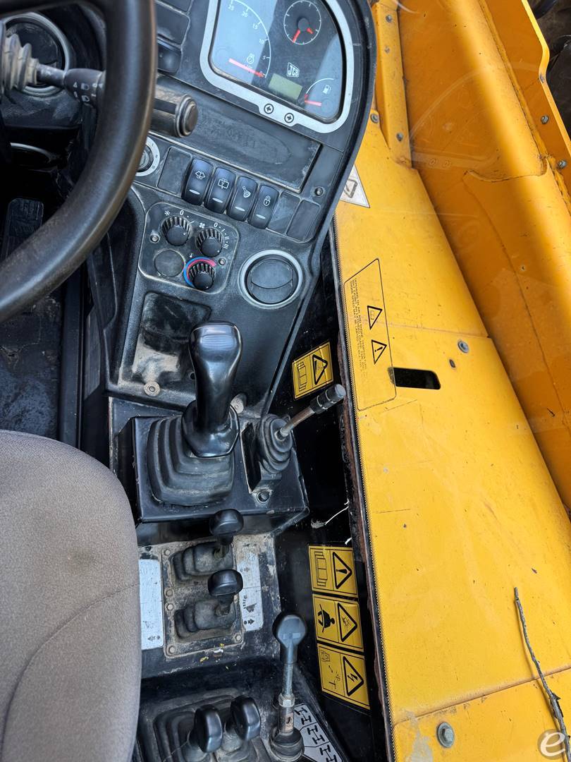2015 JCB 514-56