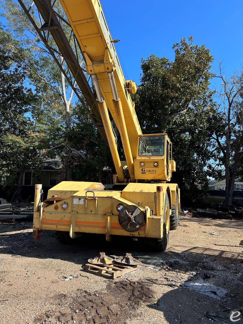 2019 Grove RT750