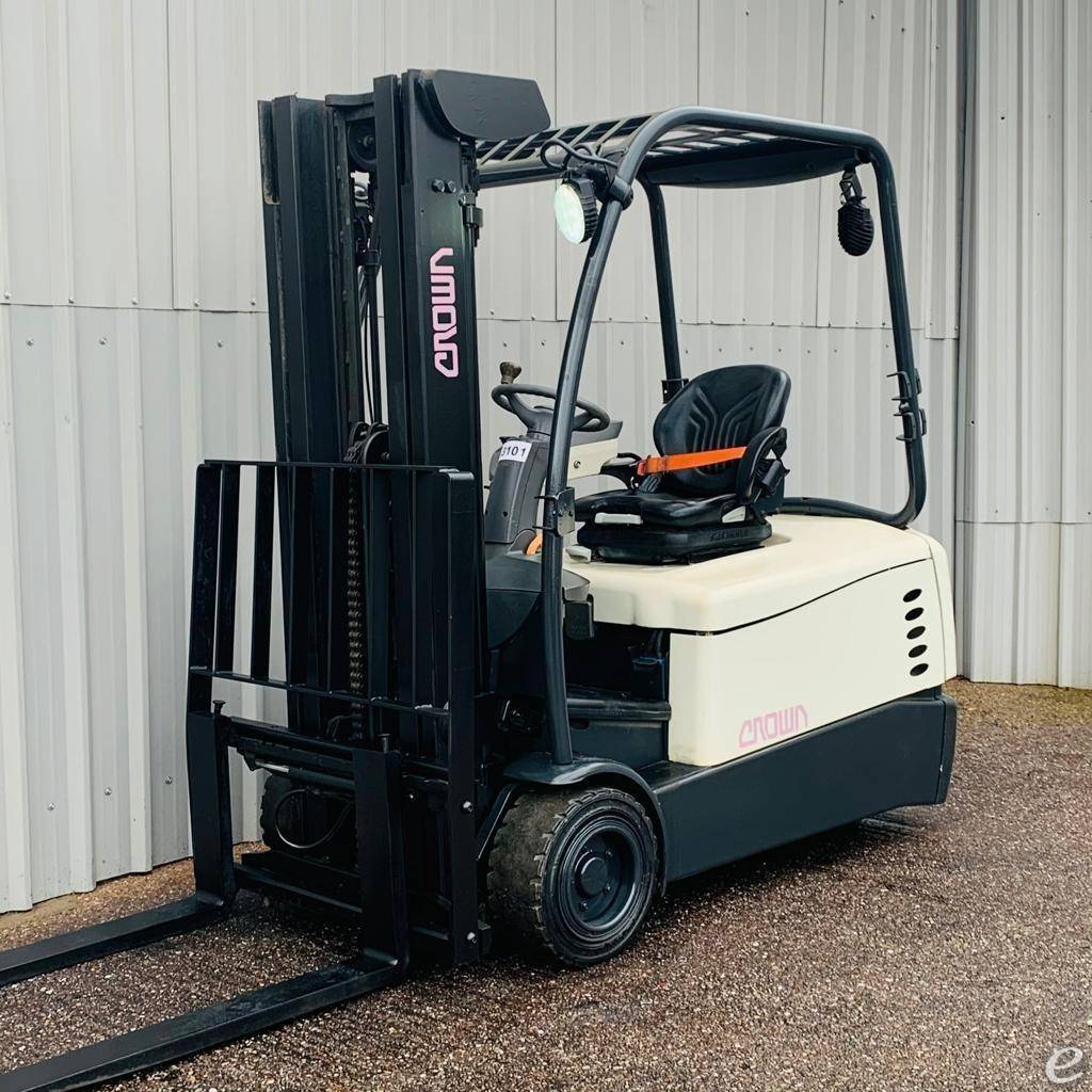 2018 Crown SC5245-40