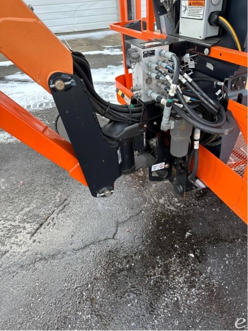 2023 JLG 1500AJP