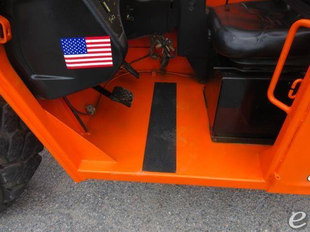2014 JLG G6-42A