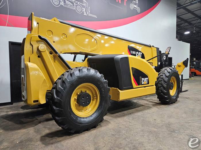 2017 Cat TL1055D