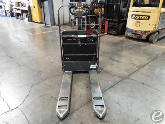 2018 Unicarriers WLXT2W7S22V Electric Forklift - 123Forklift