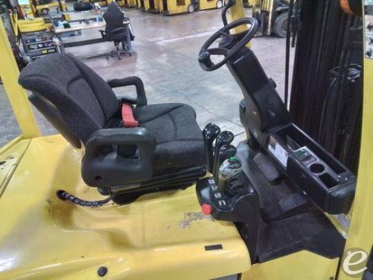 2019 Hyster E55XN-33