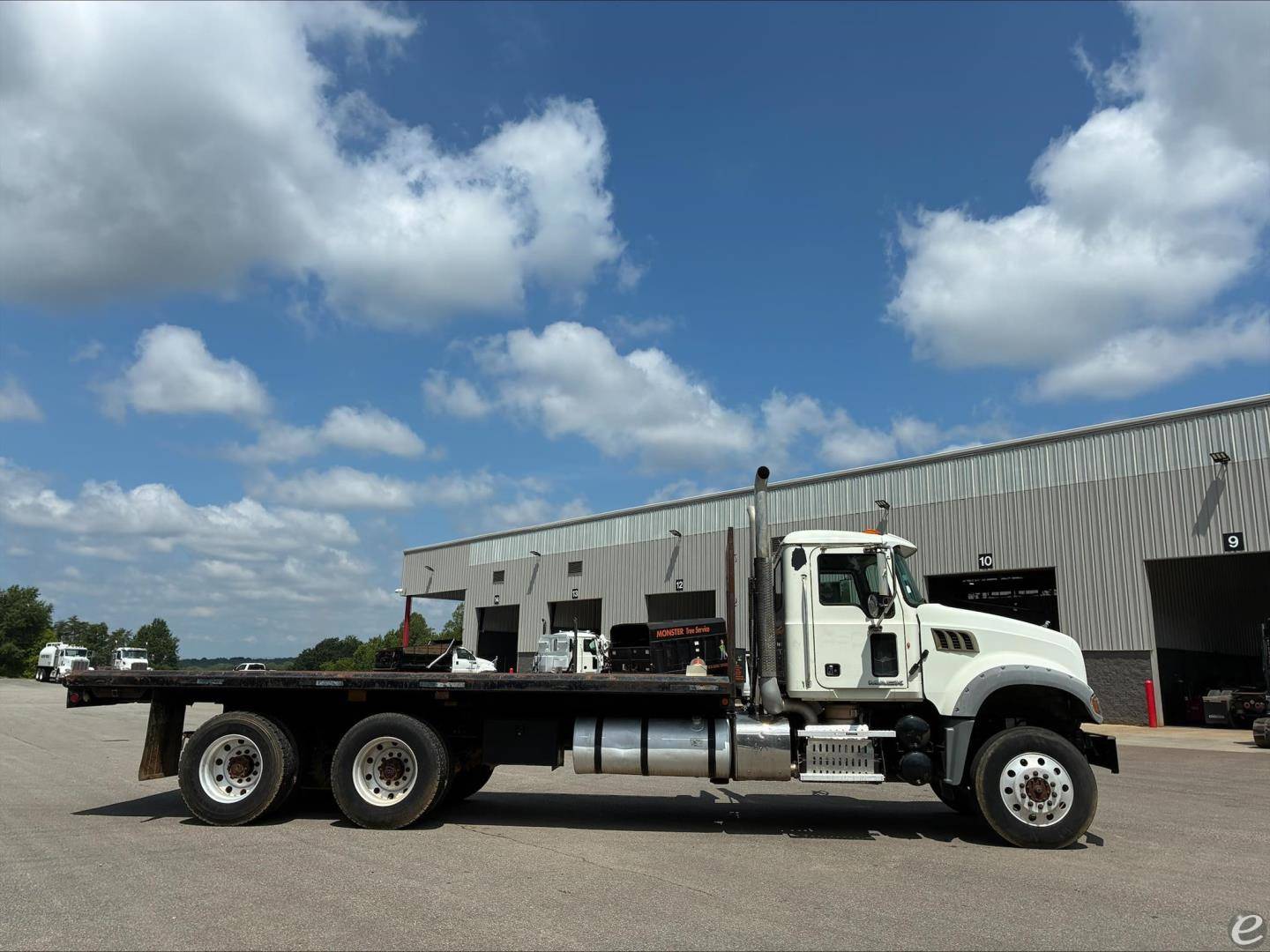 2011 Mack GRANITE GU713