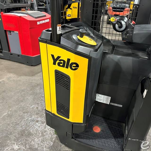 2022 Yale NR045EC