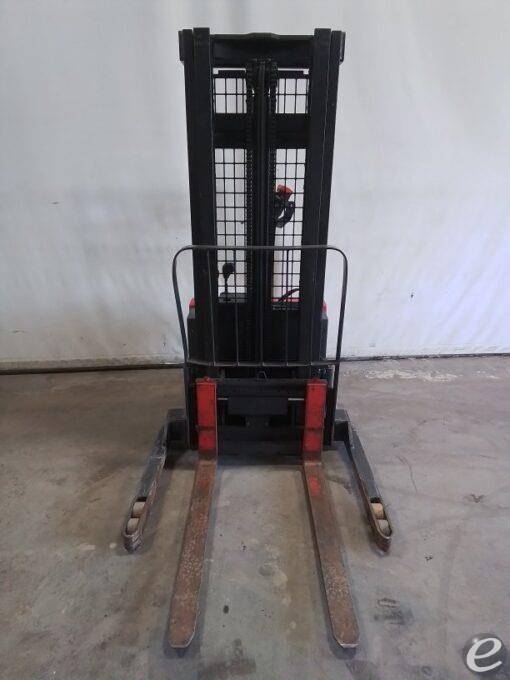 2009 Raymond RSS40